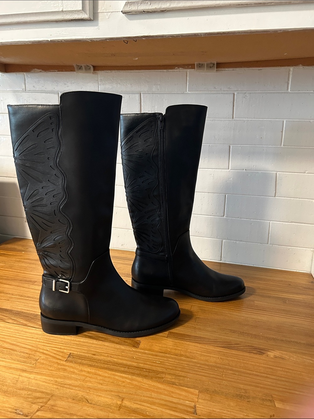 Copper Key Icylyn Black Tall Riding Boots Butterfly Embossed Panel Sz 6.5 M NEW